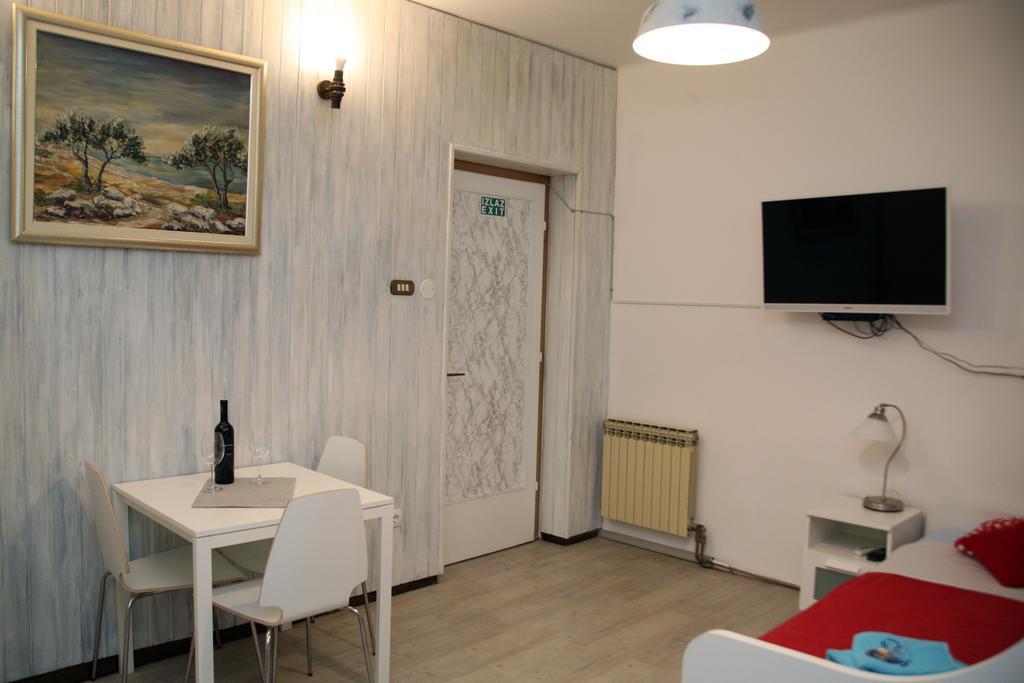 Villa Lole Σπλιτ Εξωτερικό φωτογραφία